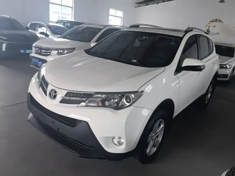 Toyota RAV4, 2014