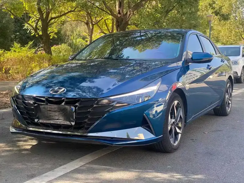 Hyundai Elantra, 2023