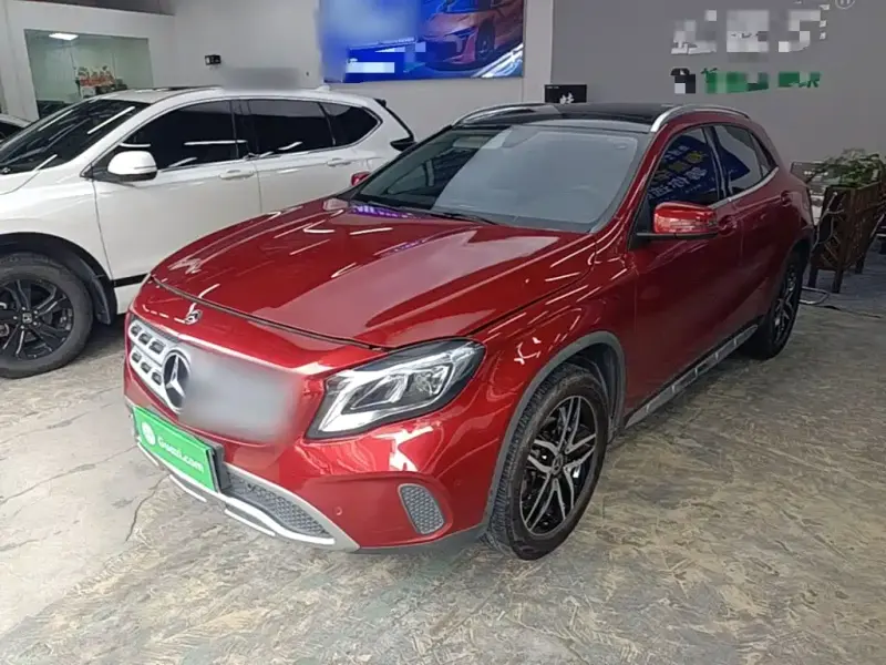 Mercedes-Benz GLA, 2017