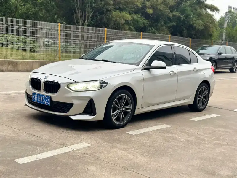 BMW 1 Series, 2021