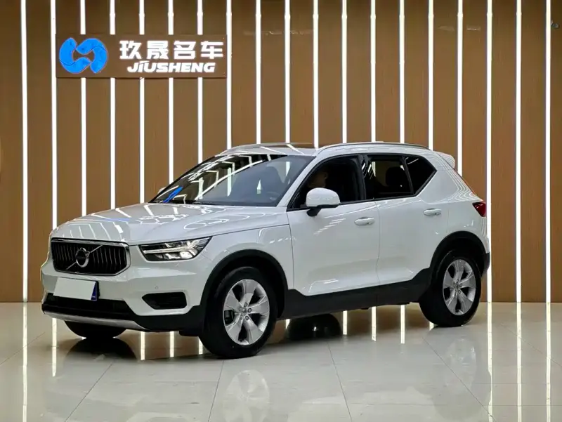 Volvo XC40, 2020