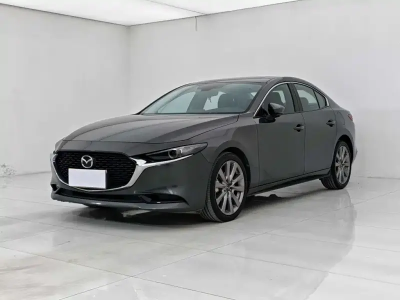 Mazda 3 Axela, 2022