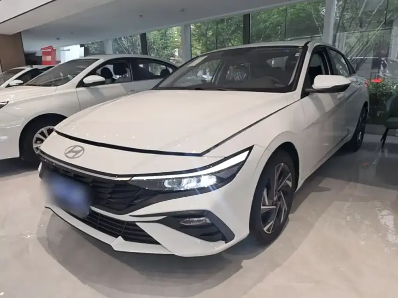 Hyundai Elantra, 2026