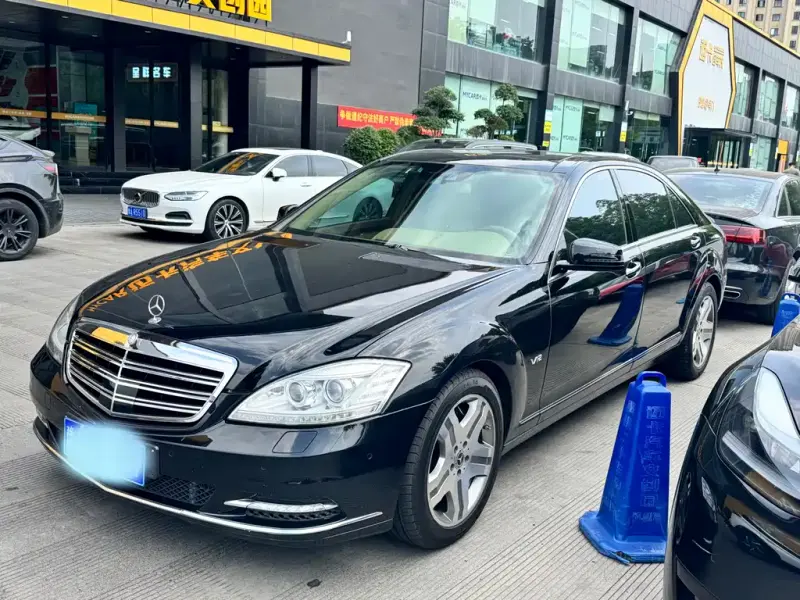 Mercedes-Benz S-Class, 2010
