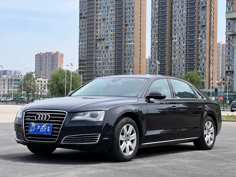 Audi A8, 2015