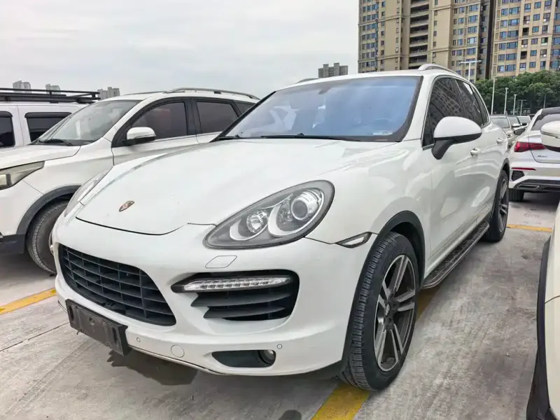 Porsche Cayenne, 2013