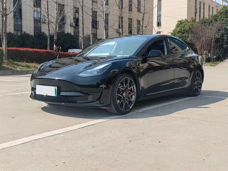 Tesla Model 3, 2023