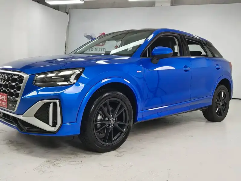 Audi Q2L, 2023
