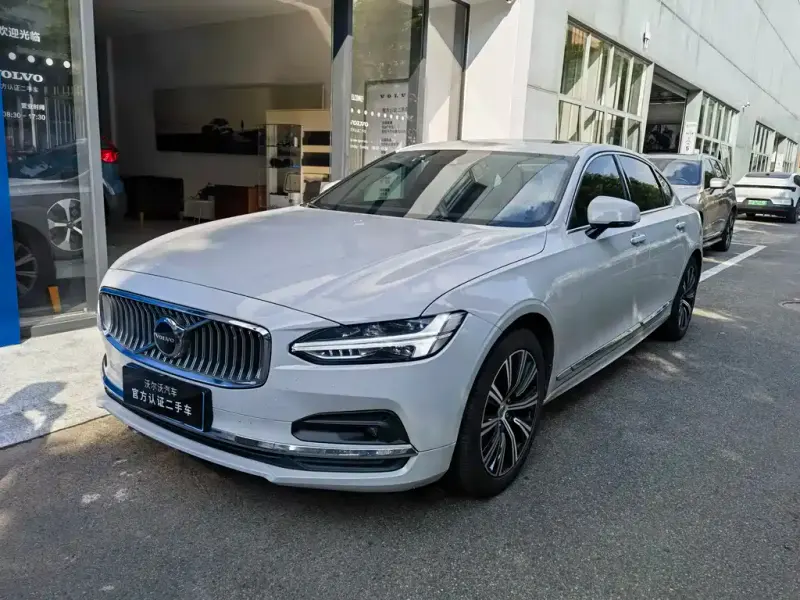 Volvo S90, 2021