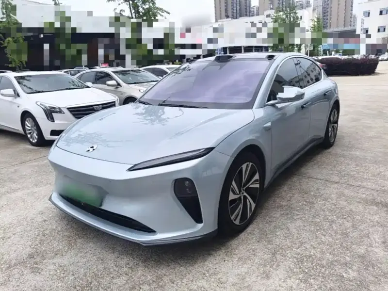 NIO ET5, 2025
