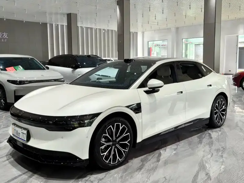 Zeekr 007, 2024