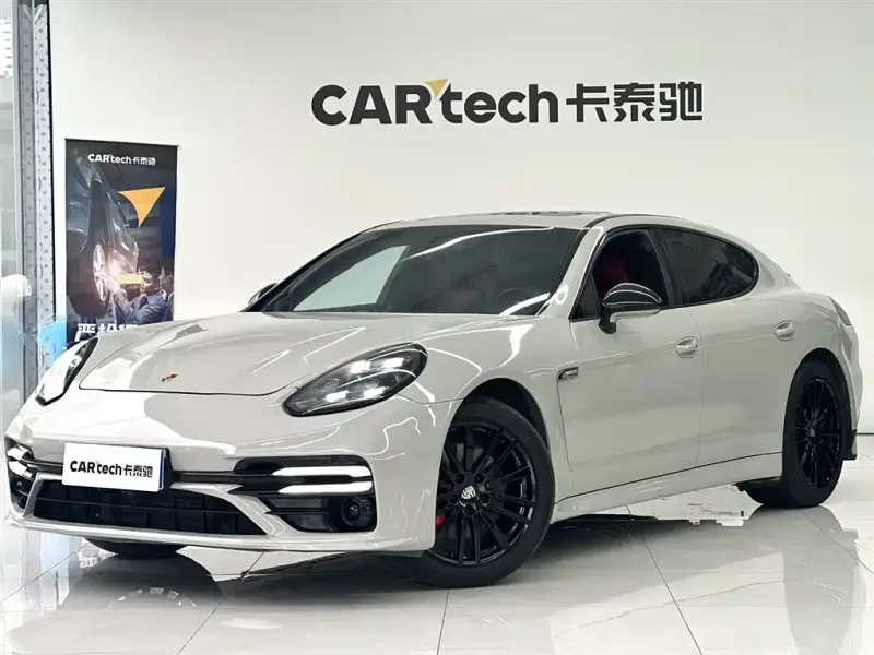 Porsche Panamera, 2013
