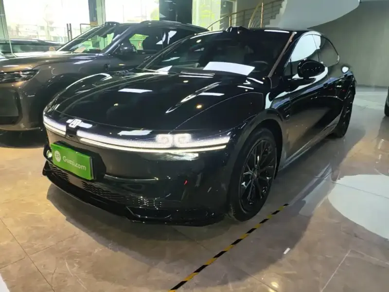 Zeekr 007, 2024