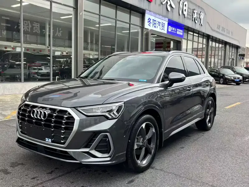 Audi Q3, 2022