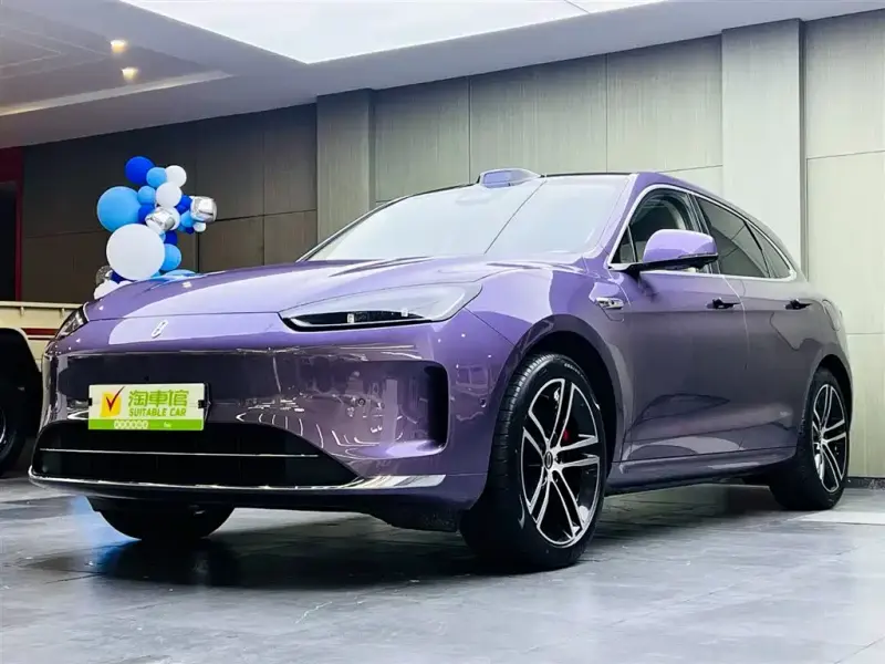 AITO M5, 2025