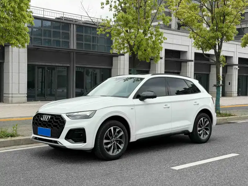 Audi Q5L, 2023