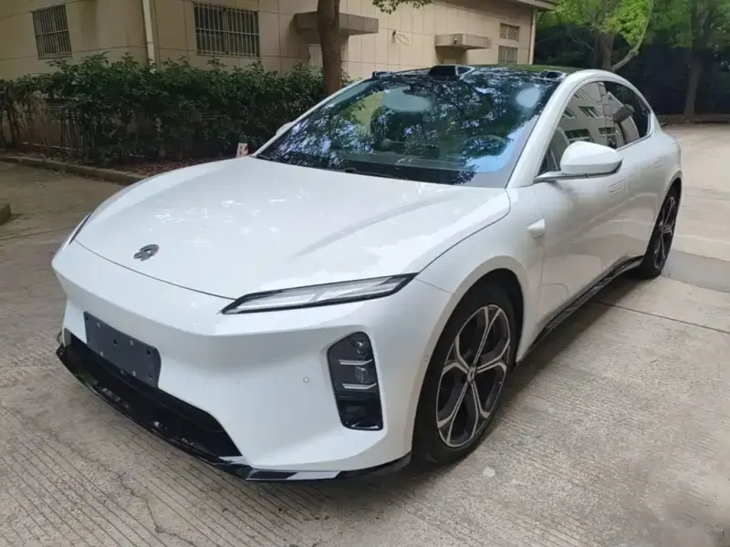 NIO ET5, 2025