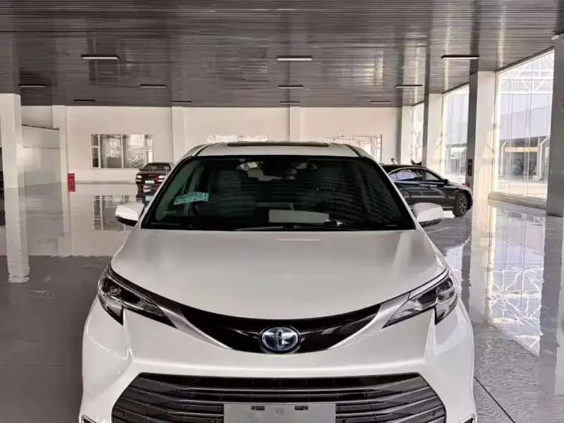Toyota Sienna, 2022