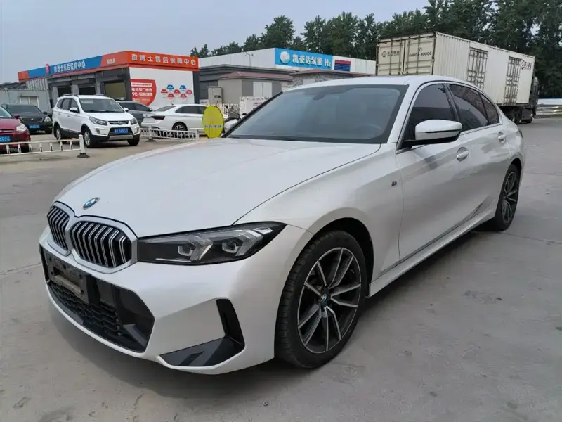 BMW 3 Series, 2023