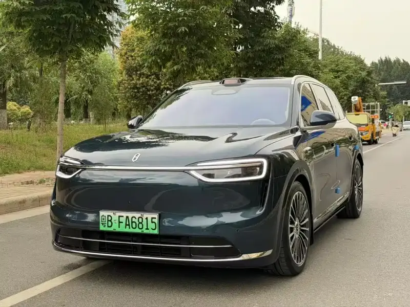 AITO M7, 2025