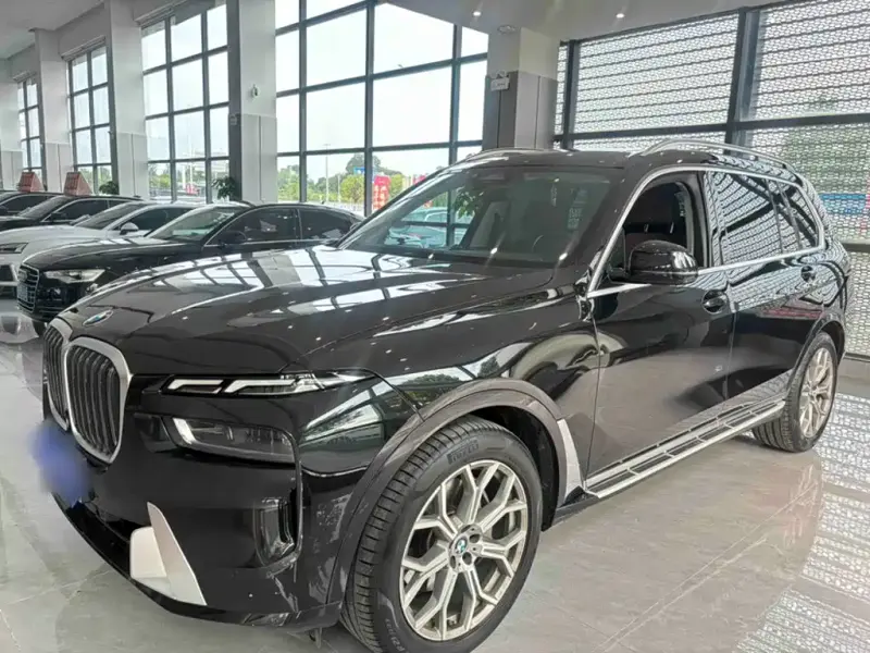 BMW X7, 2023
