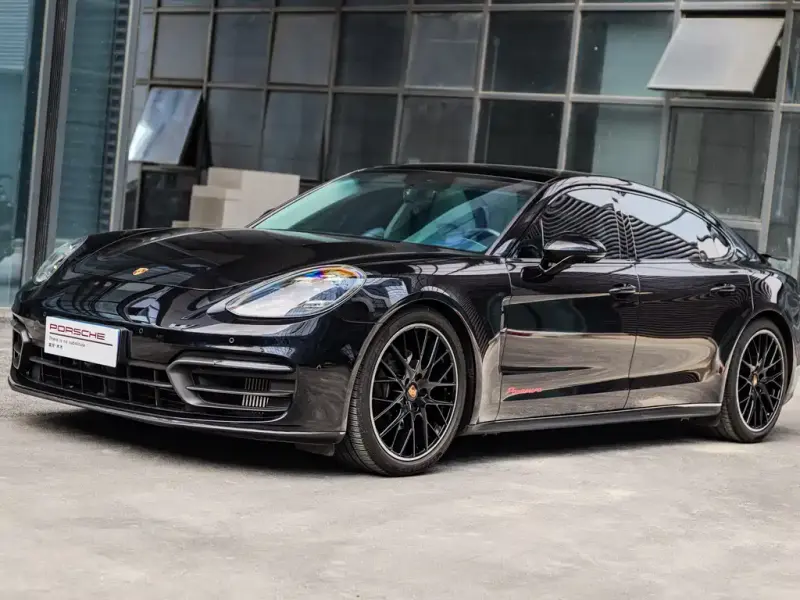 Porsche Panamera, 2022