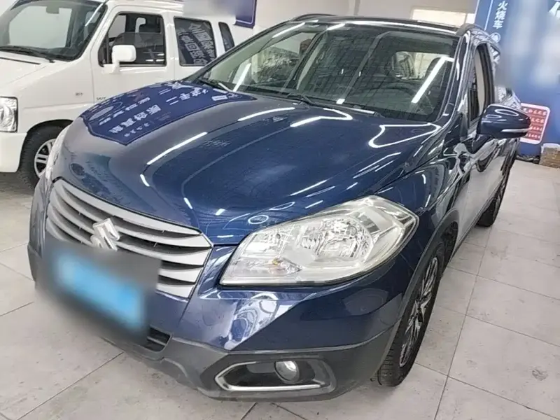 Suzuki S-Cross, 2015