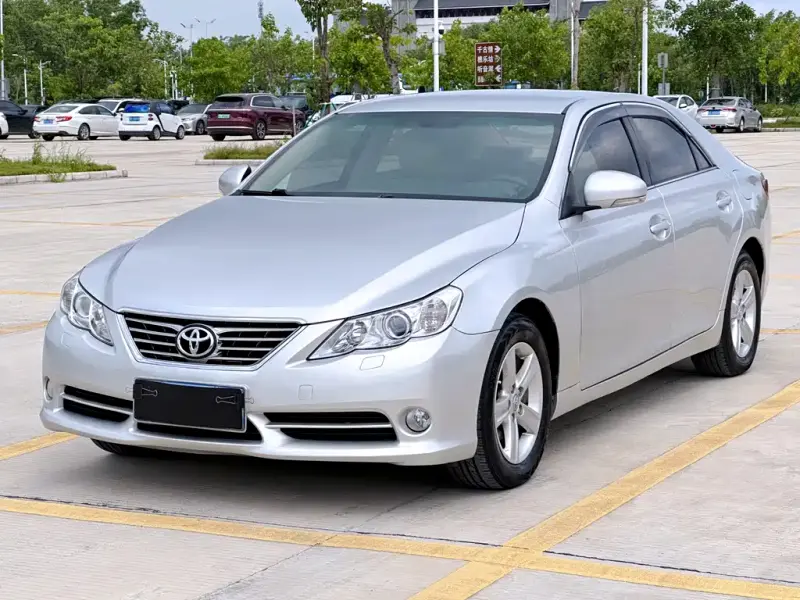 Toyota Reiz, 2012