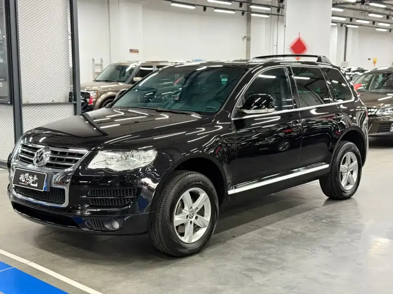 Volkswagen Touareg, 2010