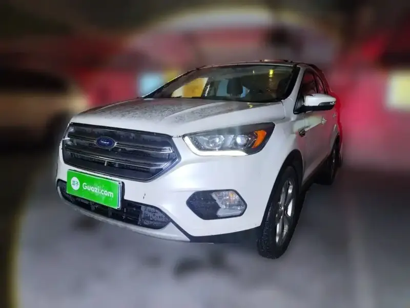 Ford Kuga, 2018