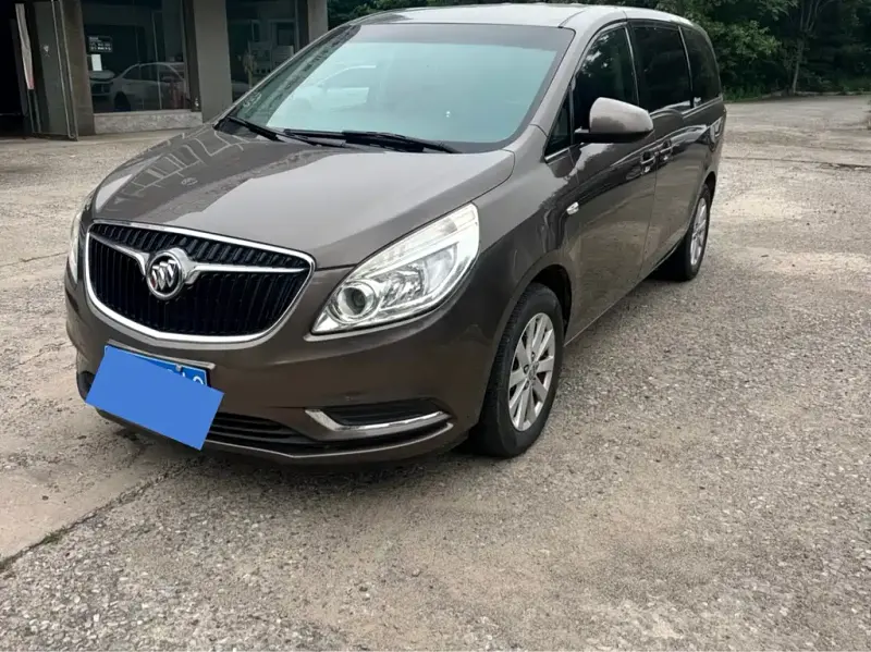 Buick GL8, 2017