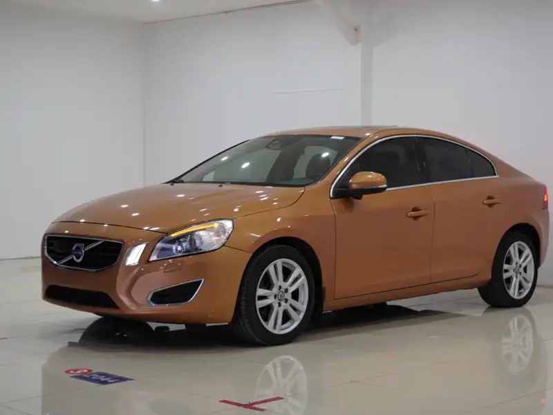 Volvo S60 (Import), 2012