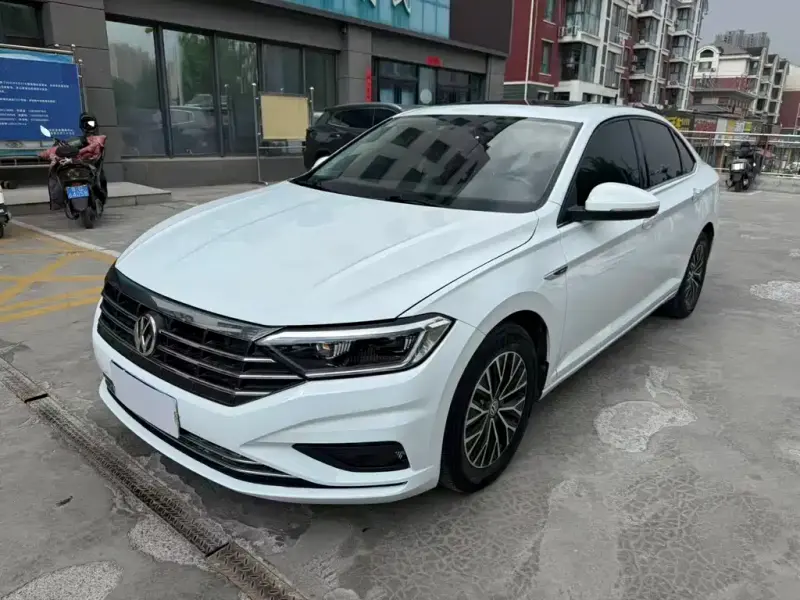 Volkswagen Sagitar, 2020