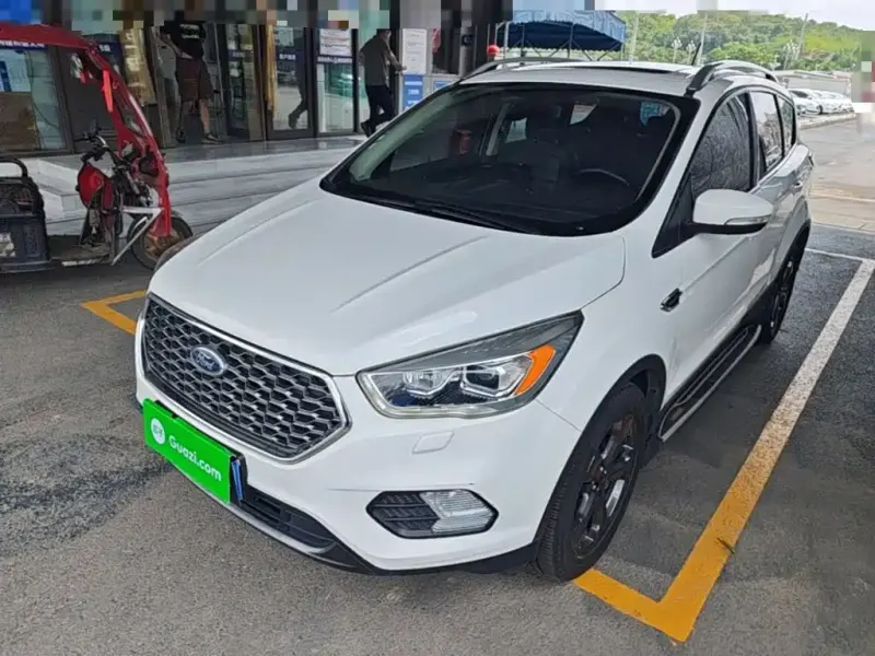 Ford Kuga, 2019