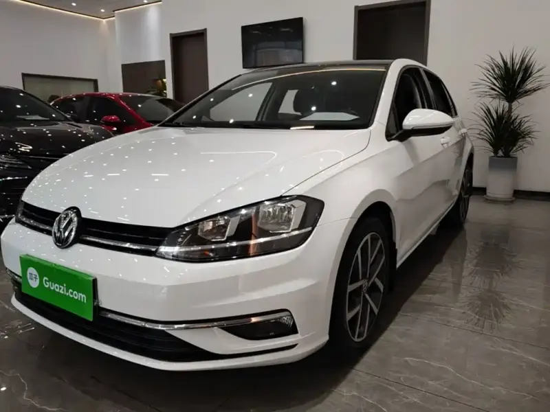 Volkswagen Golf, 2020
