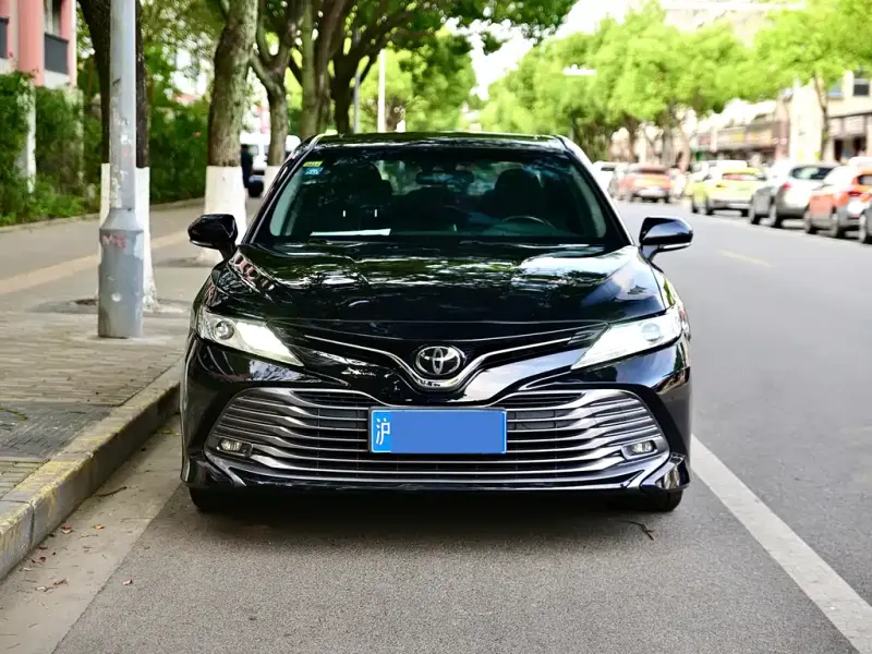 Toyota Camry, 2019