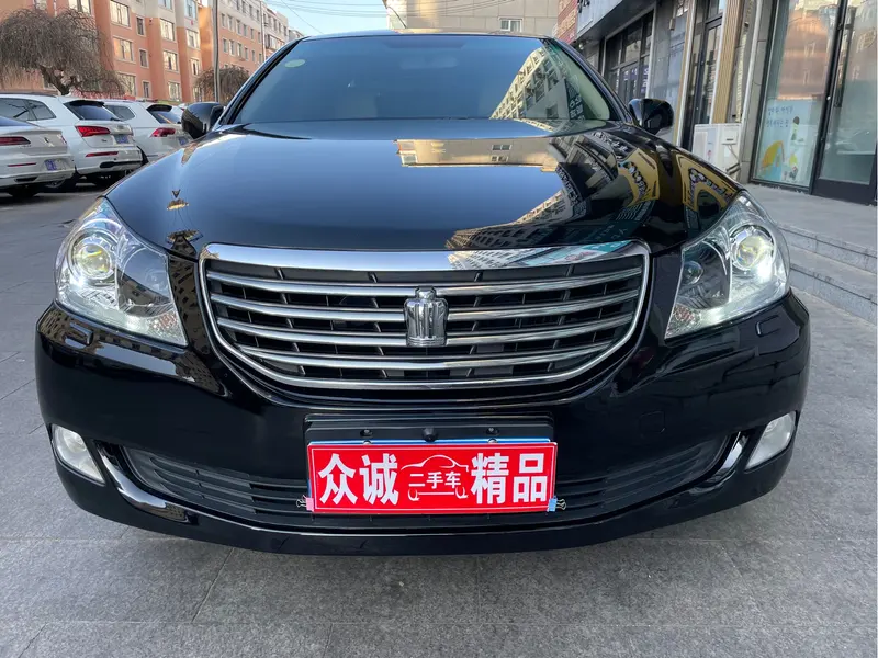 Toyota Crown, 2011