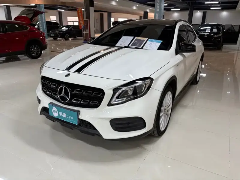 Mercedes-Benz GLA, 2018