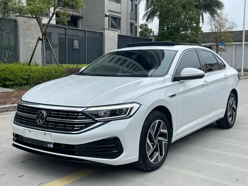 Volkswagen Sagitar, 2022