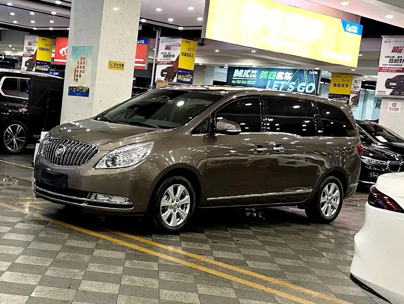 Buick GL8, 2016