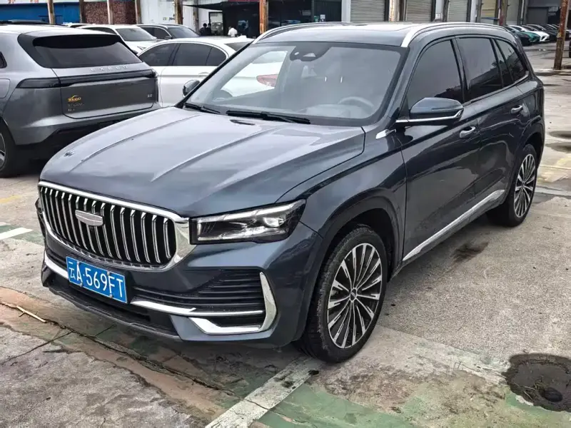 Geely Xingyue L, 2025