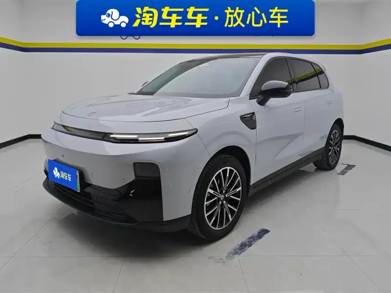 Leapmotor B10, 2025