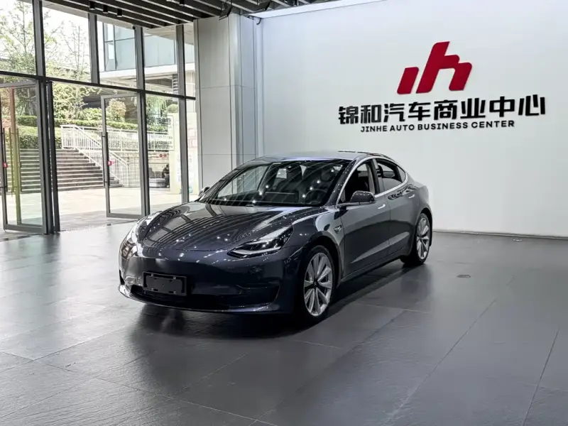 Tesla Model 3, 2020