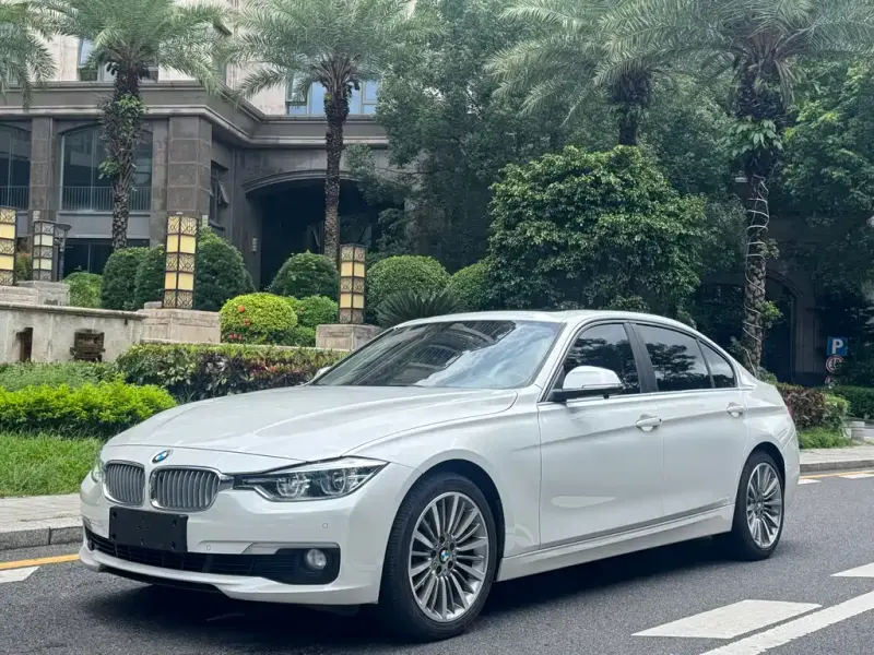 BMW 3 Series, 2019