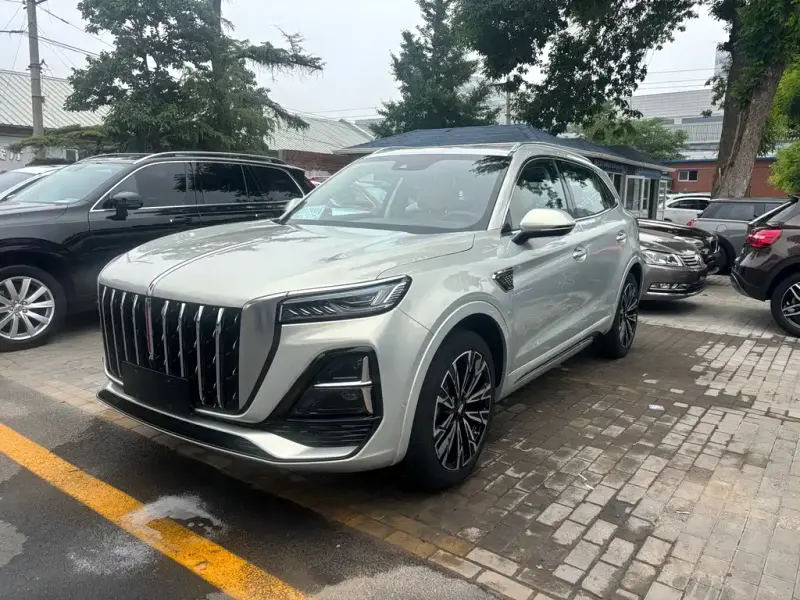 Hongqi HS5, 2023