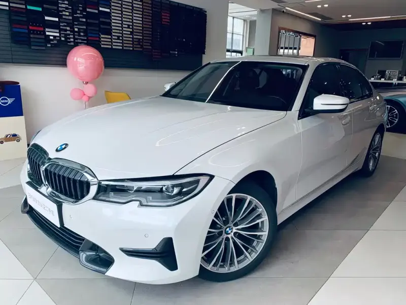 BMW 3 Series, 2020