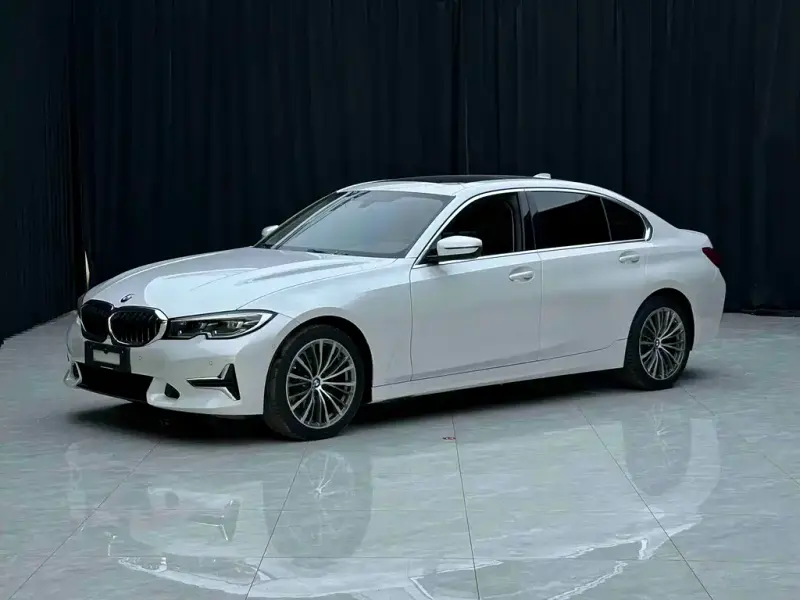 BMW 3 Series, 2019