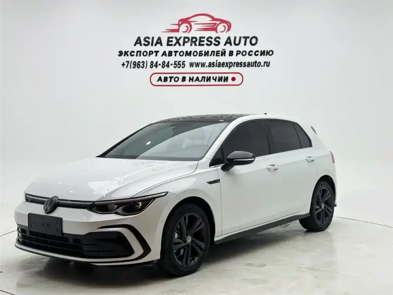 Volkswagen Golf, 2022