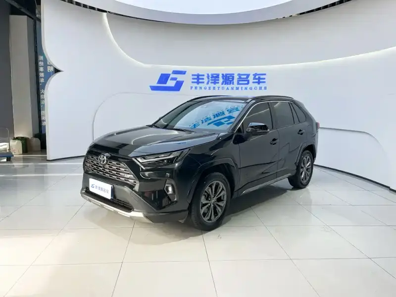 Toyota RAV4, 2025