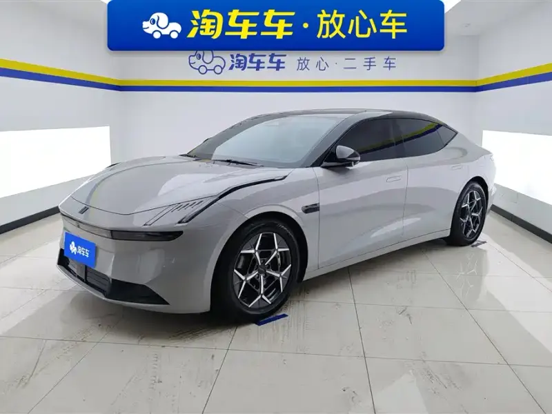 Lynk & Co Z10, 2024
